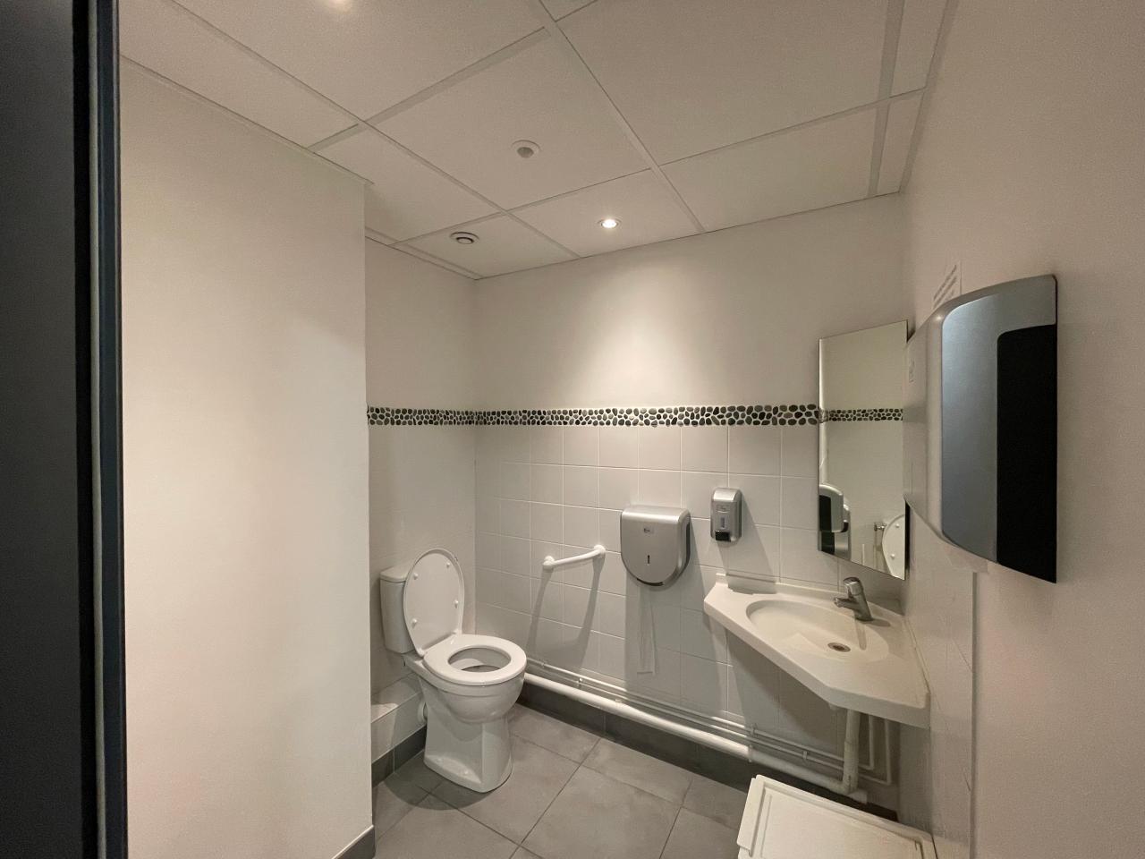 Bureau Rouen 1211m² Location bureau Rouen Seine-Maritime OLBUR2528864 5